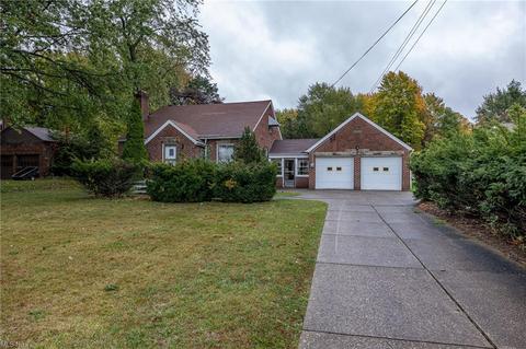 7295 State Rd, Parma, OH 44134 photo 1