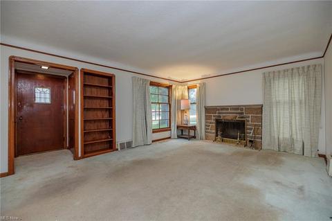 7295 State Rd, Parma, OH 44134 photo 6