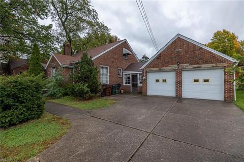 7295 State Rd, Parma, OH 44134 photo 3
