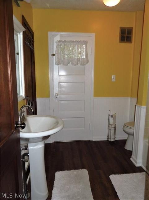 145 Pasadena Ave, Elyria, OH 44035 photo 24