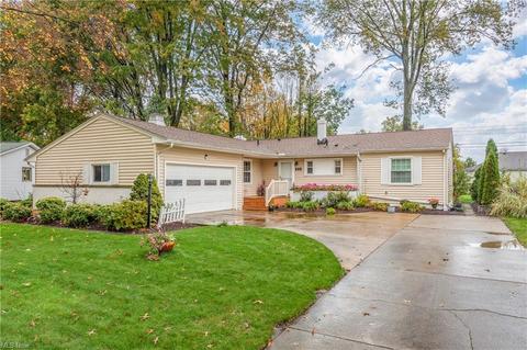 222 Colgate Ave, Elyria, OH 44035 photo 1