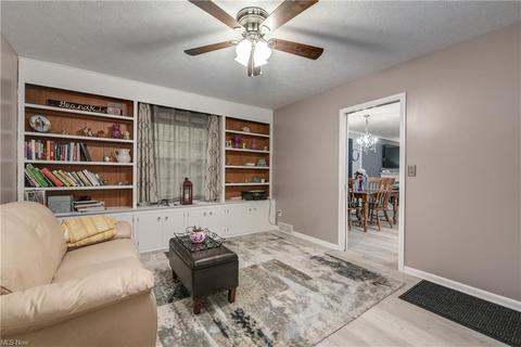 222 Colgate Ave, Elyria, OH 44035 photo 14