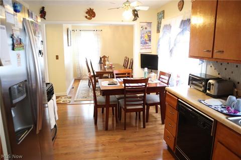 1535 E 254th St, Euclid, OH 44117 photo 9