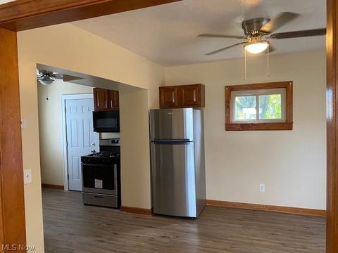 4203 Maplecrest Ave, Parma, OH 44134 photo 7