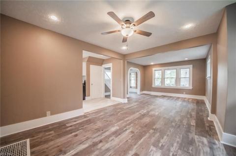 2037 E 29th St, Lorain, OH 44055 photo 5