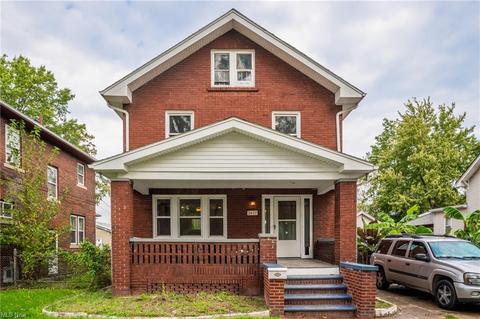 2037 E 29th St, Lorain, OH 44055 photo 1