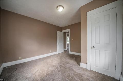 2037 E 29th St, Lorain, OH 44055 photo 18