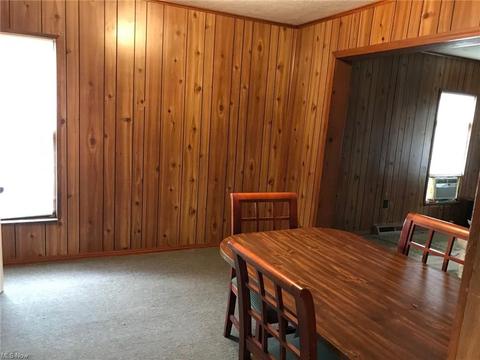 526 W 26th St, Ashtabula, OH 44004 photo 5