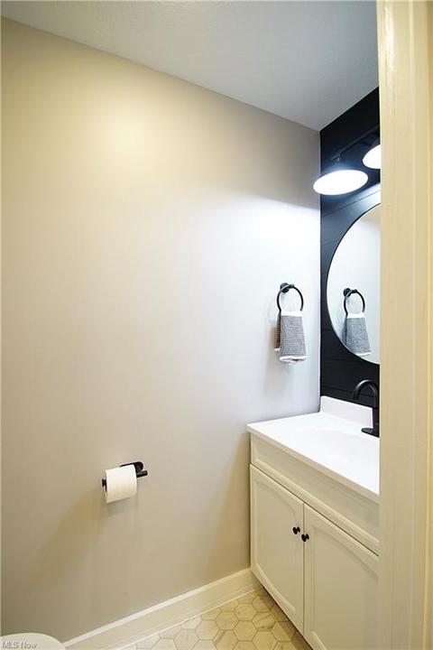 3515 End Ave SE, Canton, OH 44707 photo 9
