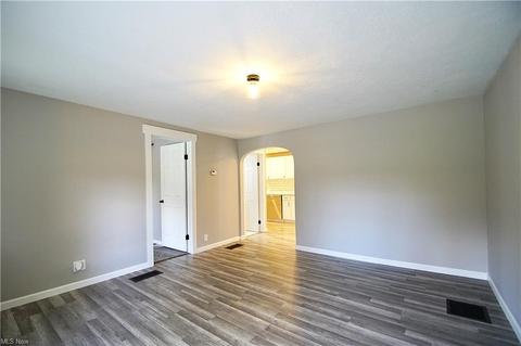 3515 End Ave SE, Canton, OH 44707 photo 7
