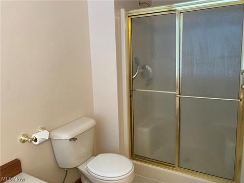 124 Stonehedge Dr, Elyria, OH 44035 photo 13