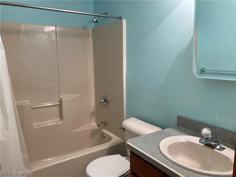 124 Stonehedge Dr, Elyria, OH 44035 photo 14