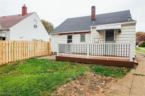 2126 Sunset Dr, Wickliffe, OH 44092 photo 23