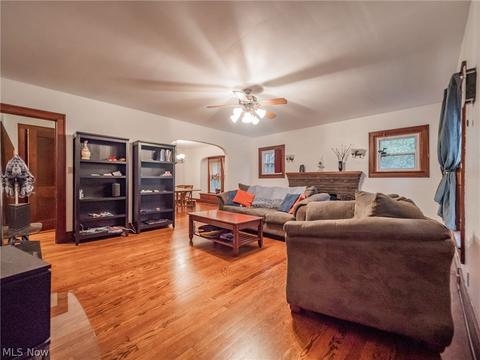 6499 Lake Ave, Elyria, OH 44035 photo 4