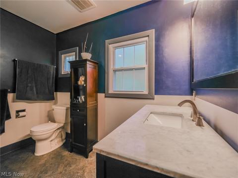 6499 Lake Ave, Elyria, OH 44035 photo 16