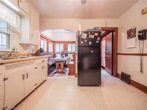 6499 Lake Ave, Elyria, OH 44035 photo 10