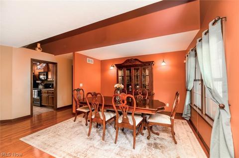 4697 Lexington Pl, Ravenna, OH 44266 photo 2