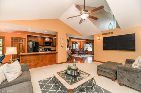 4697 Lexington Pl, Ravenna, OH 44266 photo 5