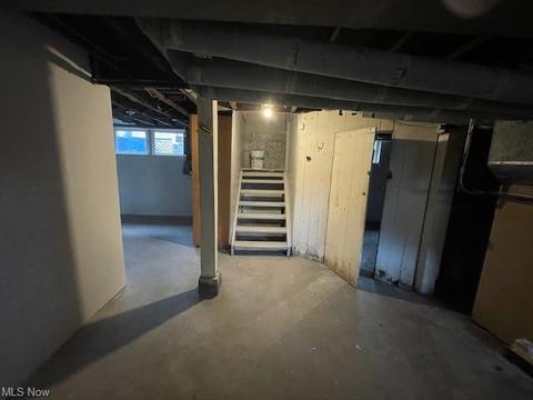 261 Maplewood Ave, Struthers, OH 44471 photo 10