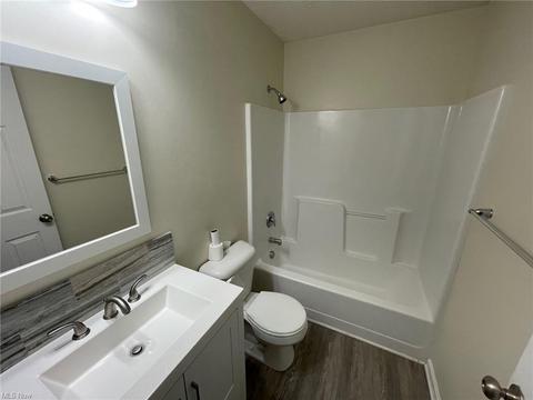 108 Firestone Dr, Berea, OH 44017 photo 10