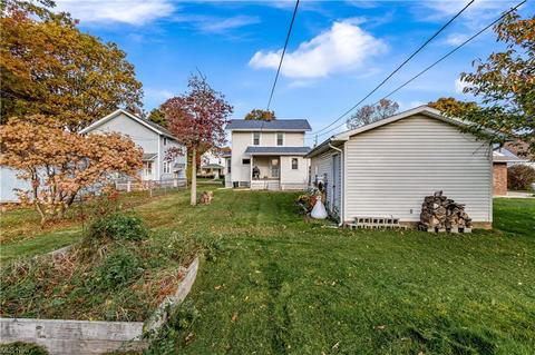 306 E 10th St, Dover, OH 44622 photo 5