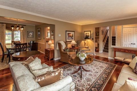 7072 Constantine Ct, Mentor, OH 44060 photo 4