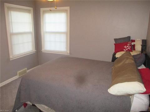 15 Clingan Rd, Struthers, OH 44471 photo 8