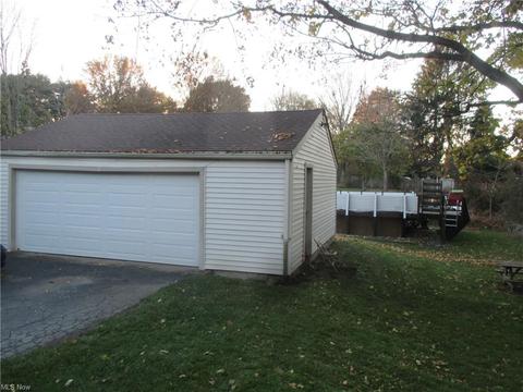15 Clingan Rd, Struthers, OH 44471 photo 12