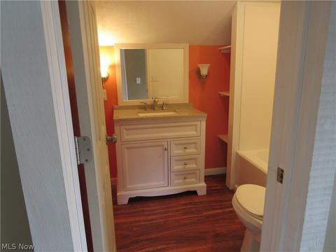 504 Myrtle Ave, Ashtabula, OH 44004 photo 9