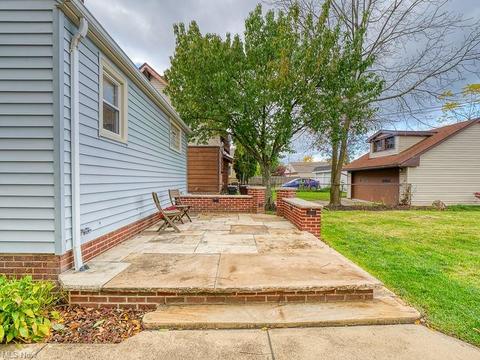 3902 Maplecrest Ave, Parma, OH 44134 photo 6