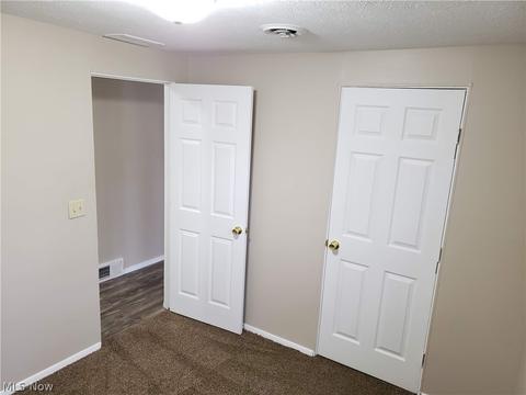 725 Delaware Ave, Elyria, OH 44035 photo 11