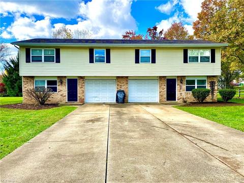 1851 Clearbrook Rd NW, Massillon, OH 44646 photo 1