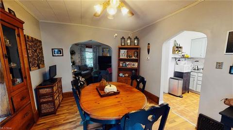 492 Delmar Ave, Akron, OH 44310 photo 9