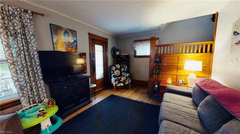492 Delmar Ave, Akron, OH 44310 photo 7