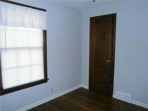 3640 Risher Rd, Youngstown, OH 44511 photo 18