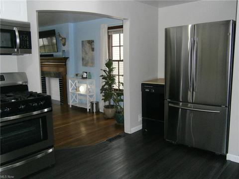 3640 Risher Rd, Youngstown, OH 44511 photo 6