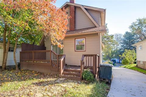 2478 Edwin Ave, Akron, OH 44314 photo 3