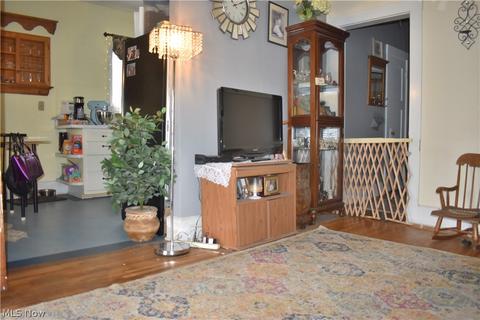 5229 Reed Ave, Ashtabula, OH 44004 photo 5