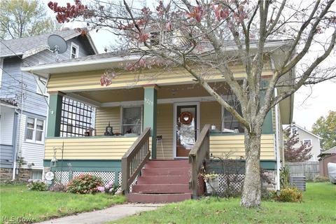 5229 Reed Ave, Ashtabula, OH 44004 photo 2