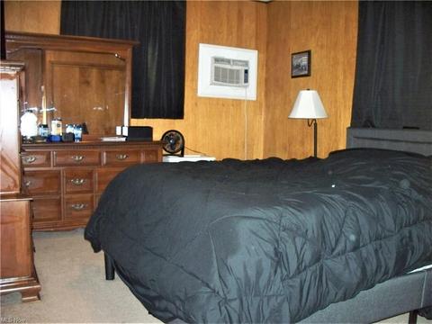 1527 Rockefeller Dr, Wickliffe, OH 44092 photo 5