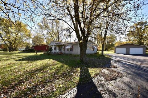 1923 E Garfield Rd, New Springfield, OH 44443 photo 1