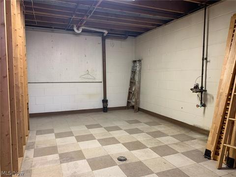 8041 Aquadale Dr, Boardman, OH 44512 photo 31