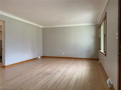 8041 Aquadale Dr, Boardman, OH 44512 photo 11