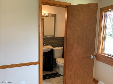 8041 Aquadale Dr, Boardman, OH 44512 photo 16