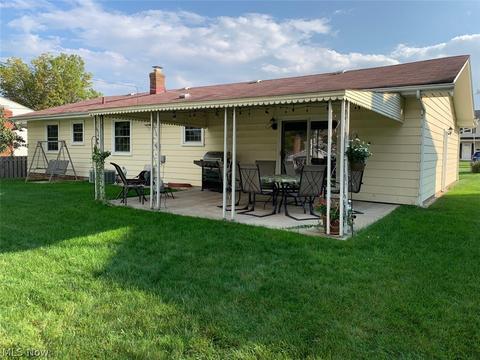 1880 David Ave, Parma, OH 44134 photo 10