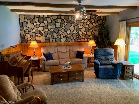 1880 David Ave, Parma, OH 44134 photo 5
