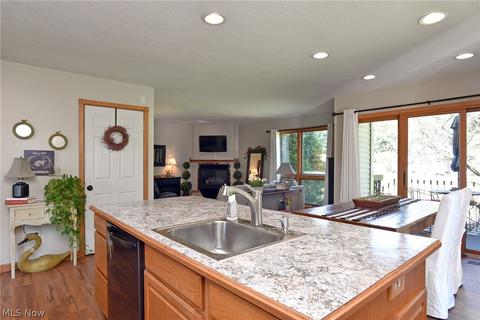 1313 Stardust Ave NW, Canton, OH 44708 photo 9