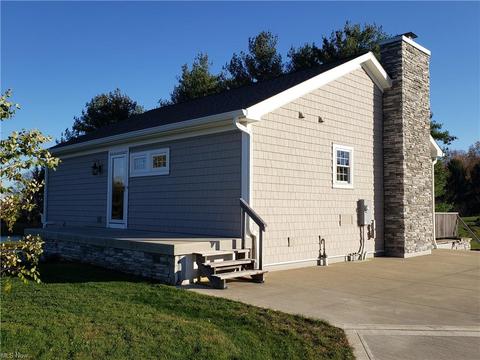 11297 Bean Rd, Chardon, OH 44024 photo 2