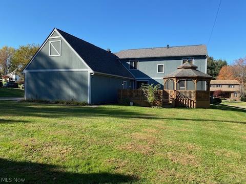1312 Lost Tree Dr NW, Canton, OH 44708 photo 4