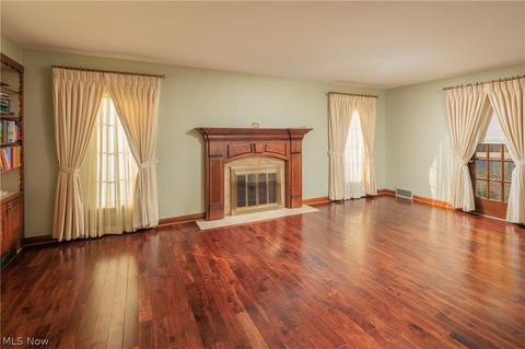 121 Harter Ave NW, Canton, OH 44708 photo 3
